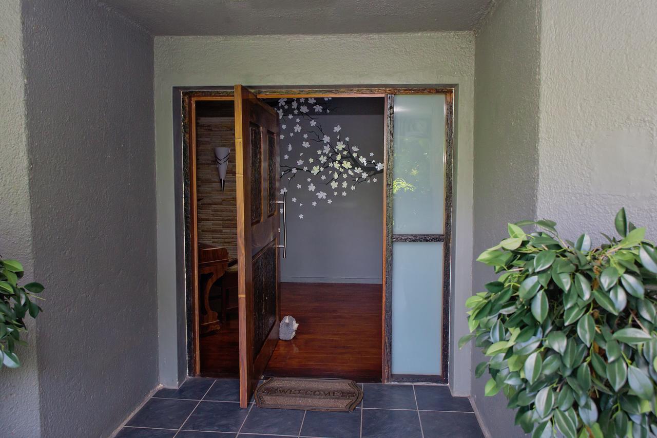 Villa Borghesi Upington Exterior photo
